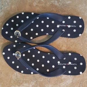 Tommy Hilfiger Flip flops Size 7